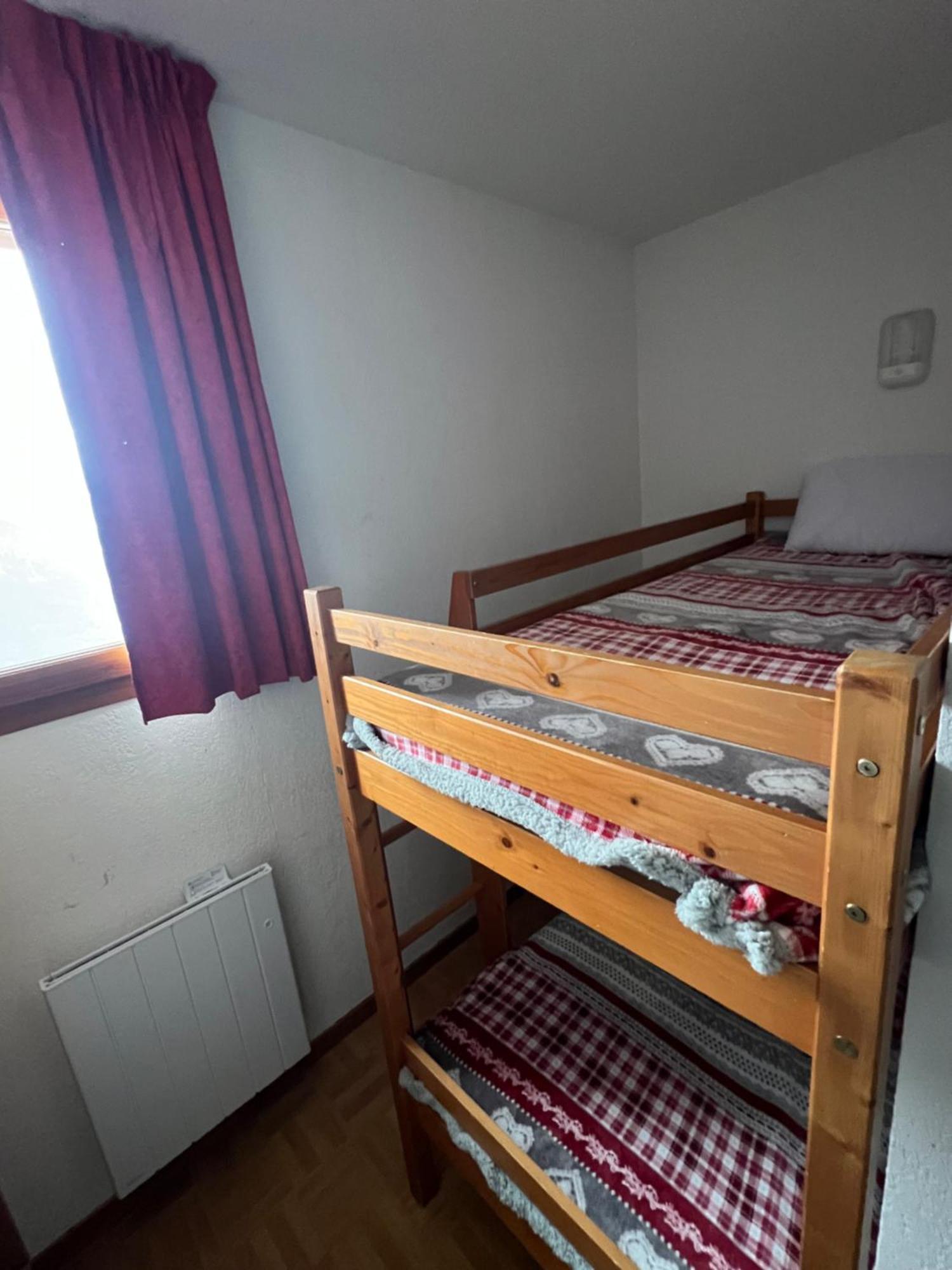 Les Gentianes 1800 Apartment *